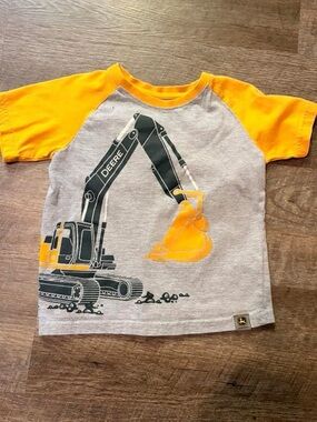 John Deere Gray Tee with Yellow Trim and Logo